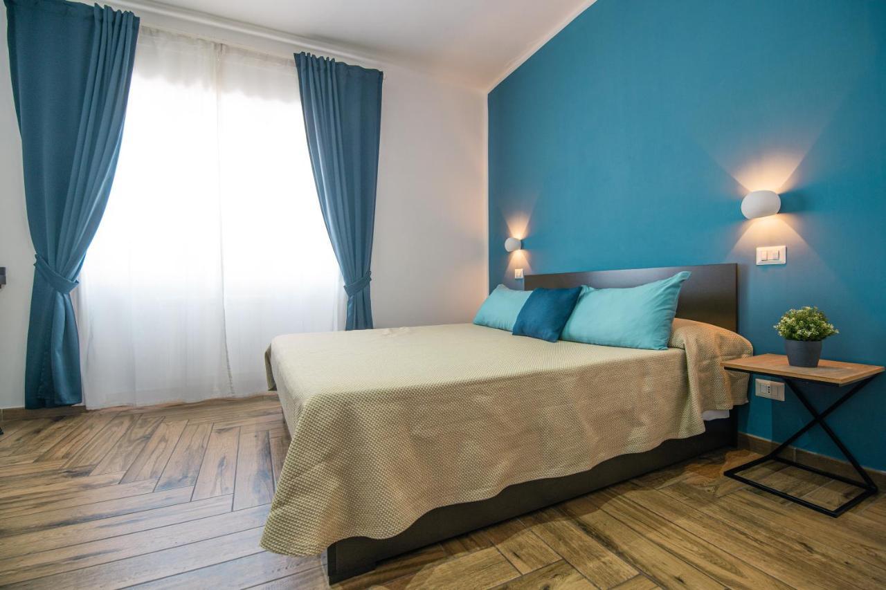 Hub Ferroviario - 12 Posti Letto Per Il Tuo Gruppo A Napoli Con Wifi E Netflix Bed & Breakfast Dış mekan fotoğraf